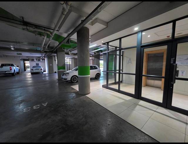 BUSINESS PROPERTY TO RENT IN MENLYN